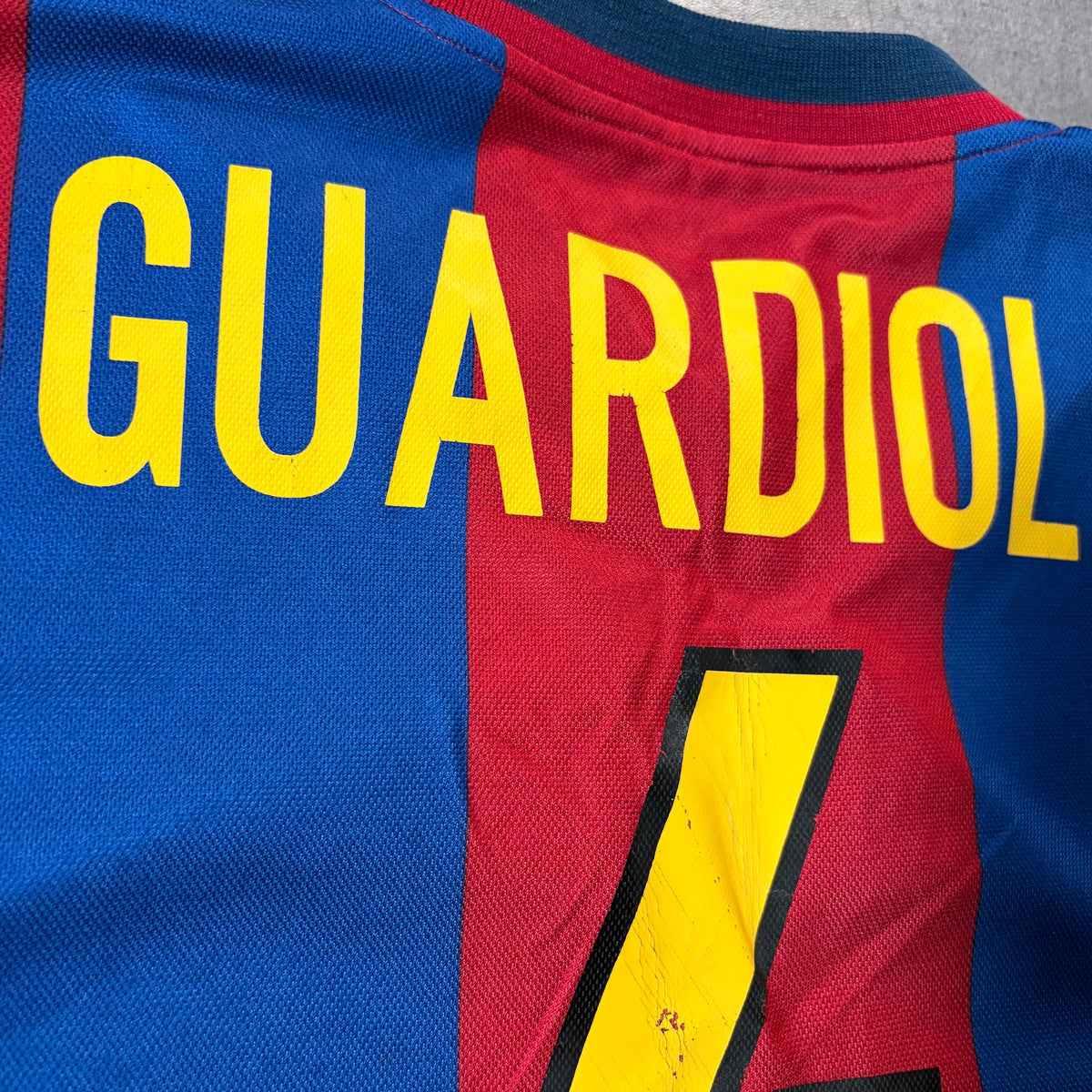【正規品1998-2000 NIKE Barcelona home GUARDIOLA #4】