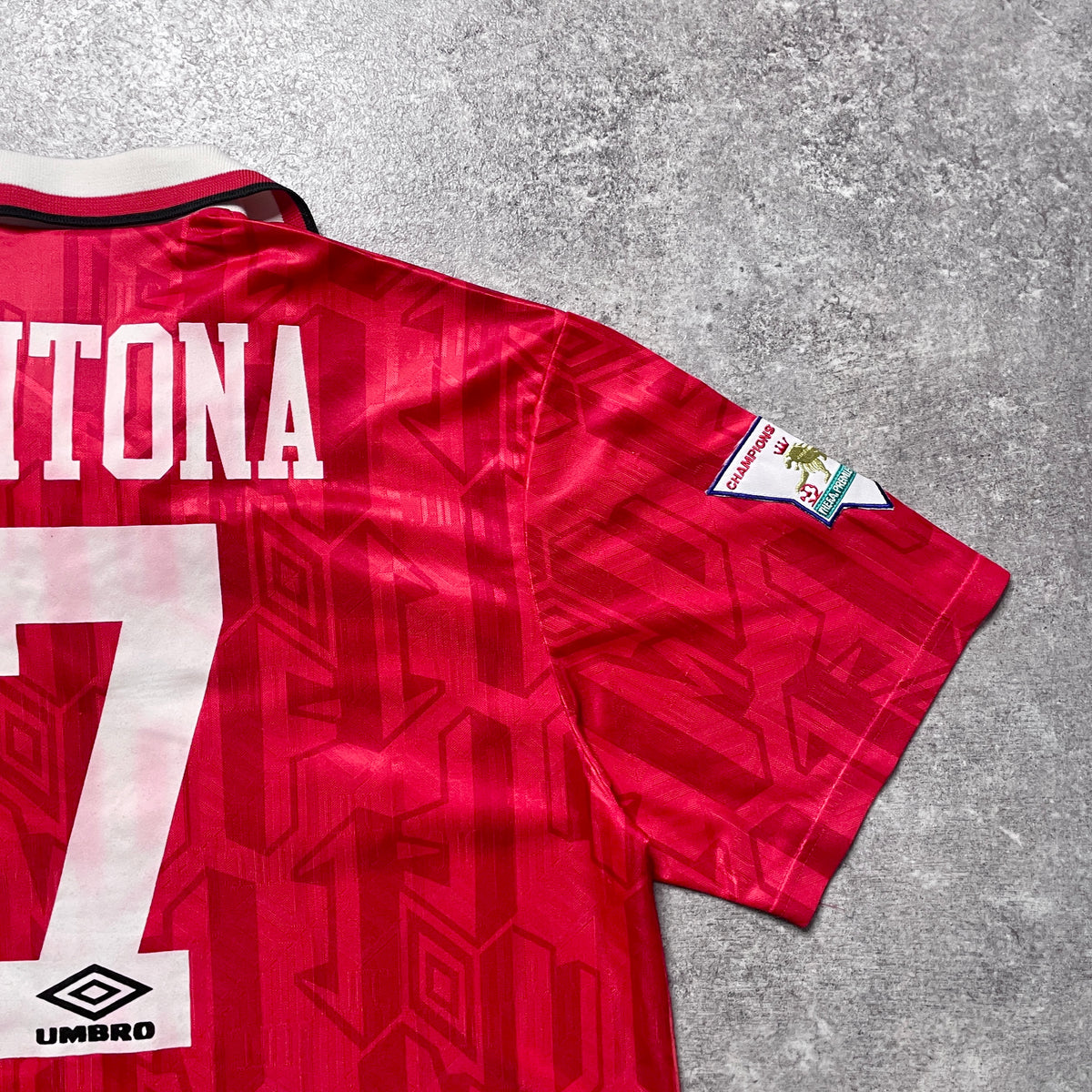 【正規品1992-1994 UMBRO Manchester United home CANTONA #7】