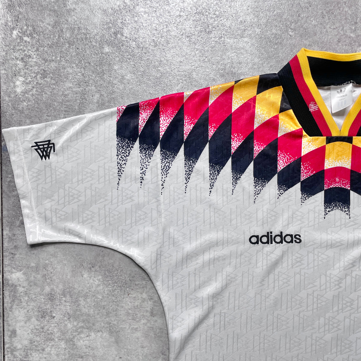 【正規品1994-1996 adidas Germany home shirt】