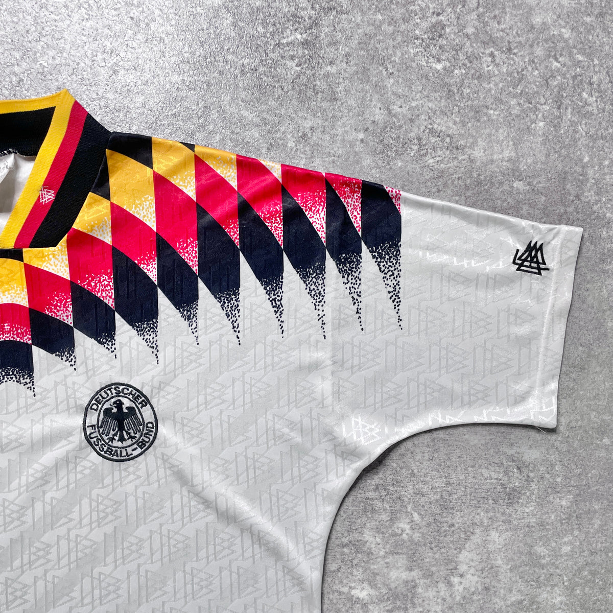 【正規品1994-1996 adidas Germany home shirt】