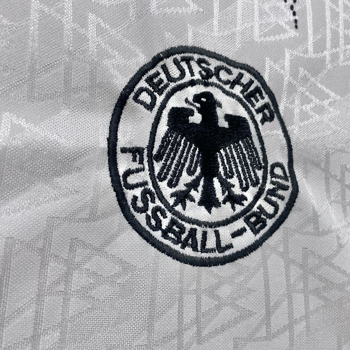 【正規品1994-1996 adidas Germany home shirt】