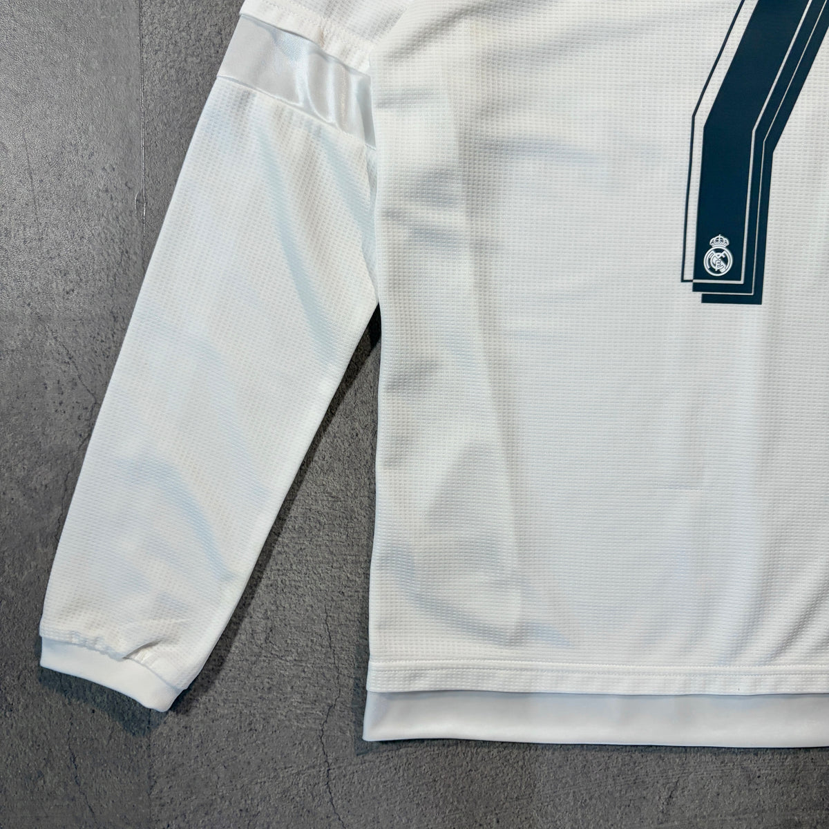 【正規品2015-2016 adidas Real Madrid home L/S RONALDO #7】