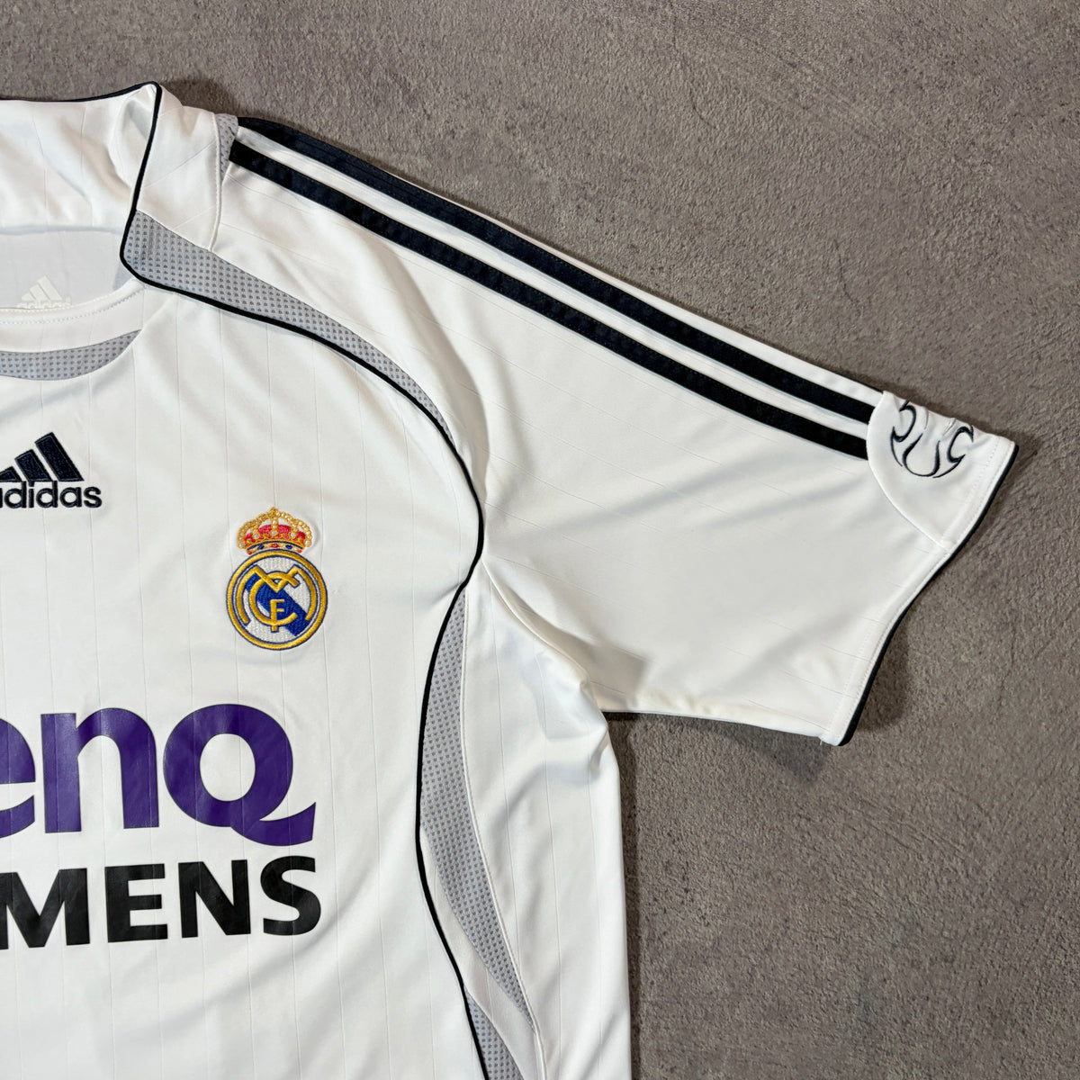 【正規品2006-2007 adidas Real Madrid home Beckham #23】