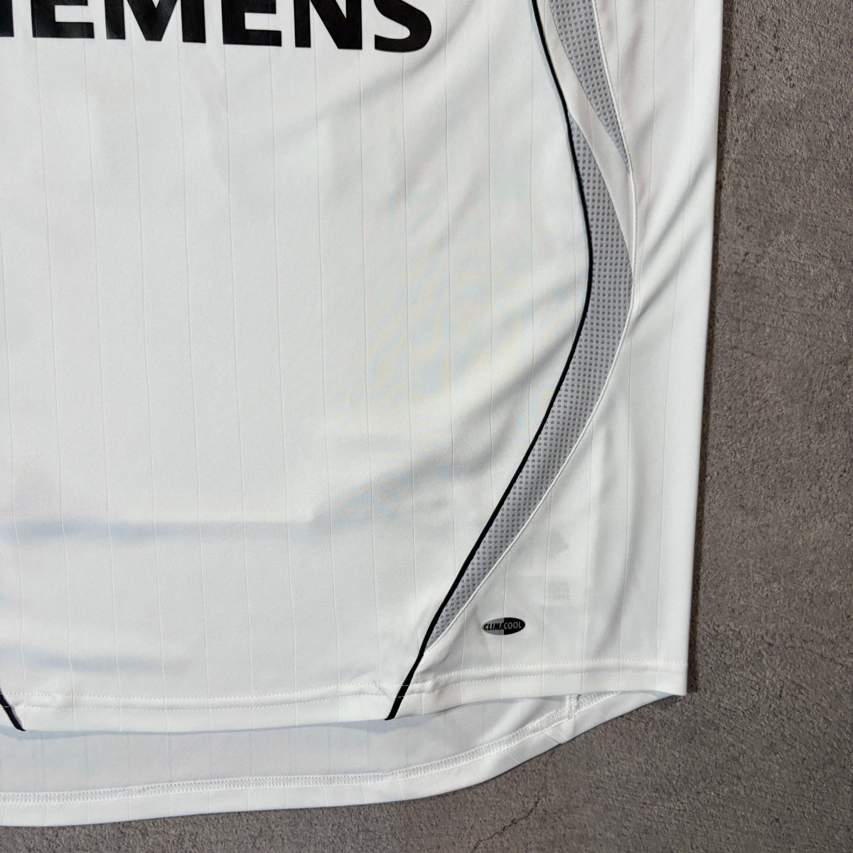 【正規品2006-2007 adidas Real Madrid home Beckham #23】