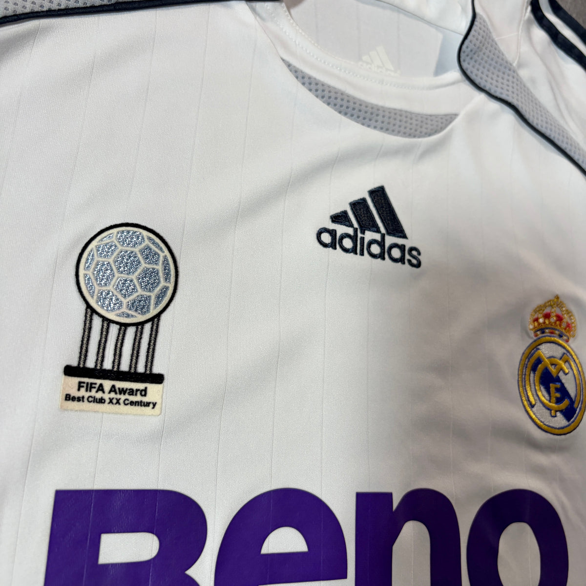 【正規品2006-2007 adidas Real Madrid home Beckham #23】