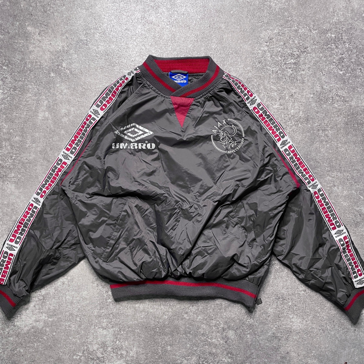 【正規品90s UMBRO AJAX nylon pullover】