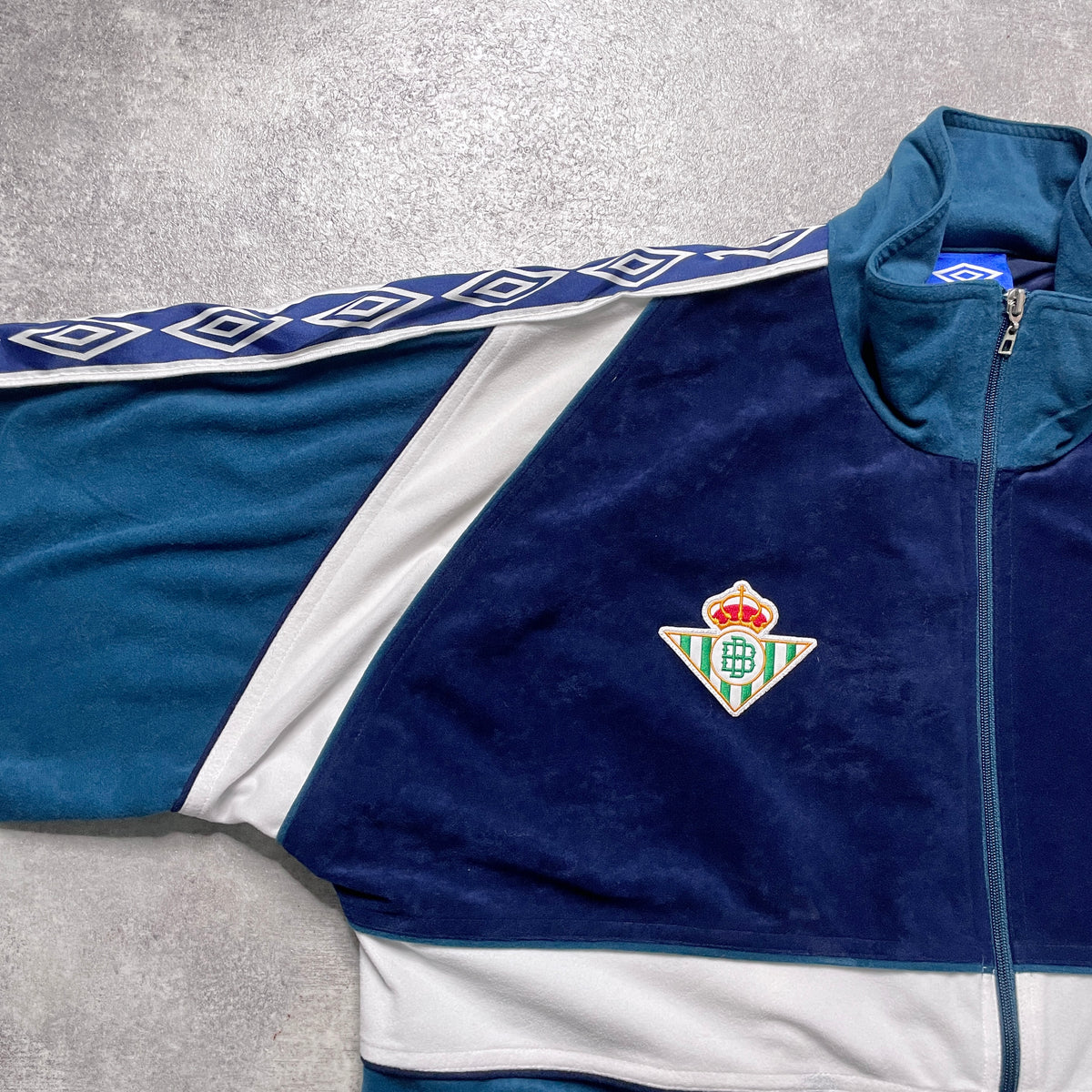 【正規品90s UMBRO Real Betis velours track jacket】
