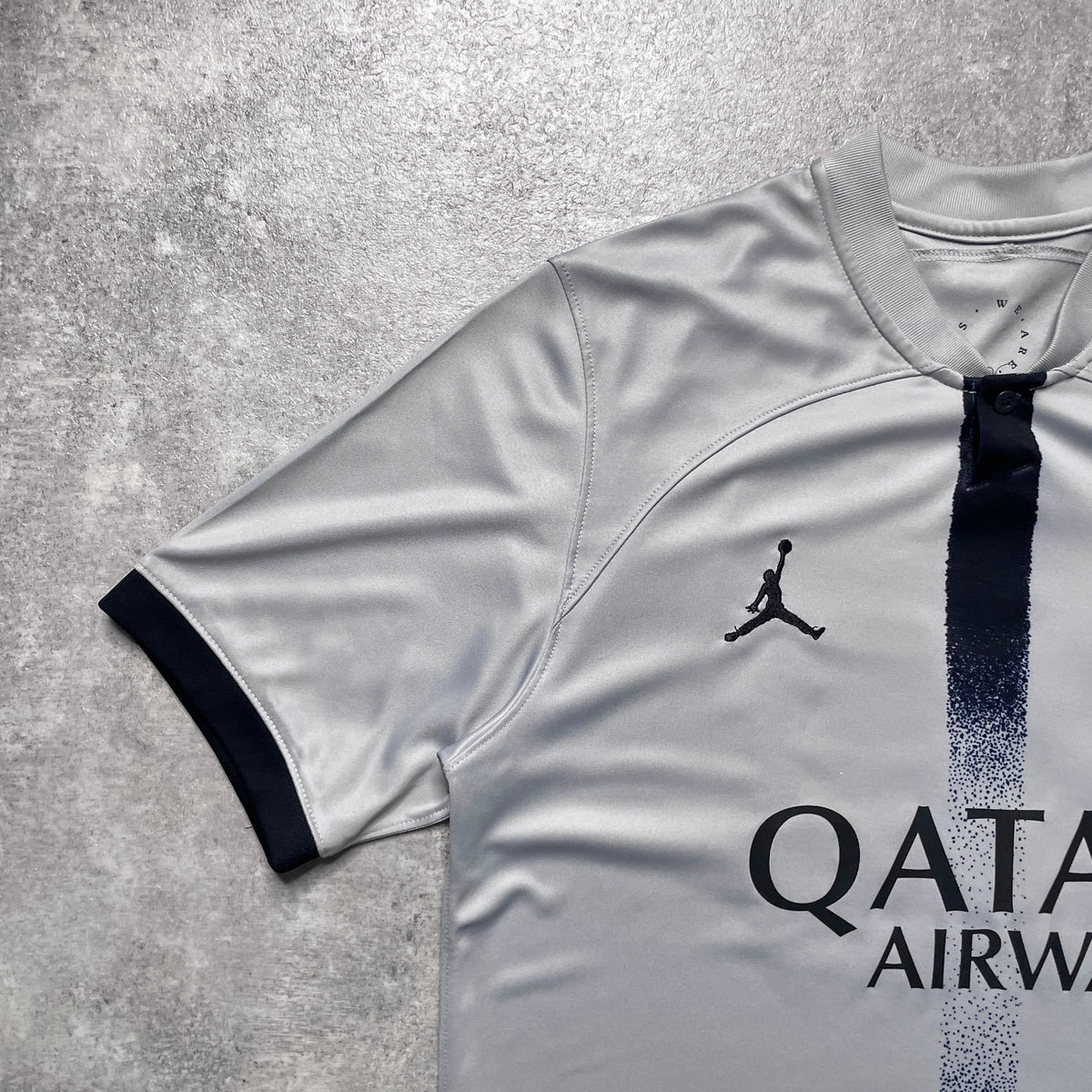 【正規品2022-2023 JORDAN Paris Saint-Germain away Messi #30】