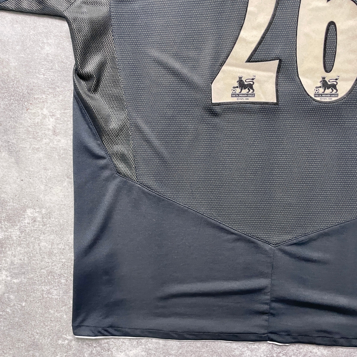 【正規品2004-2006 UMBRO Chelsea away/ 3rd TERRY #26】