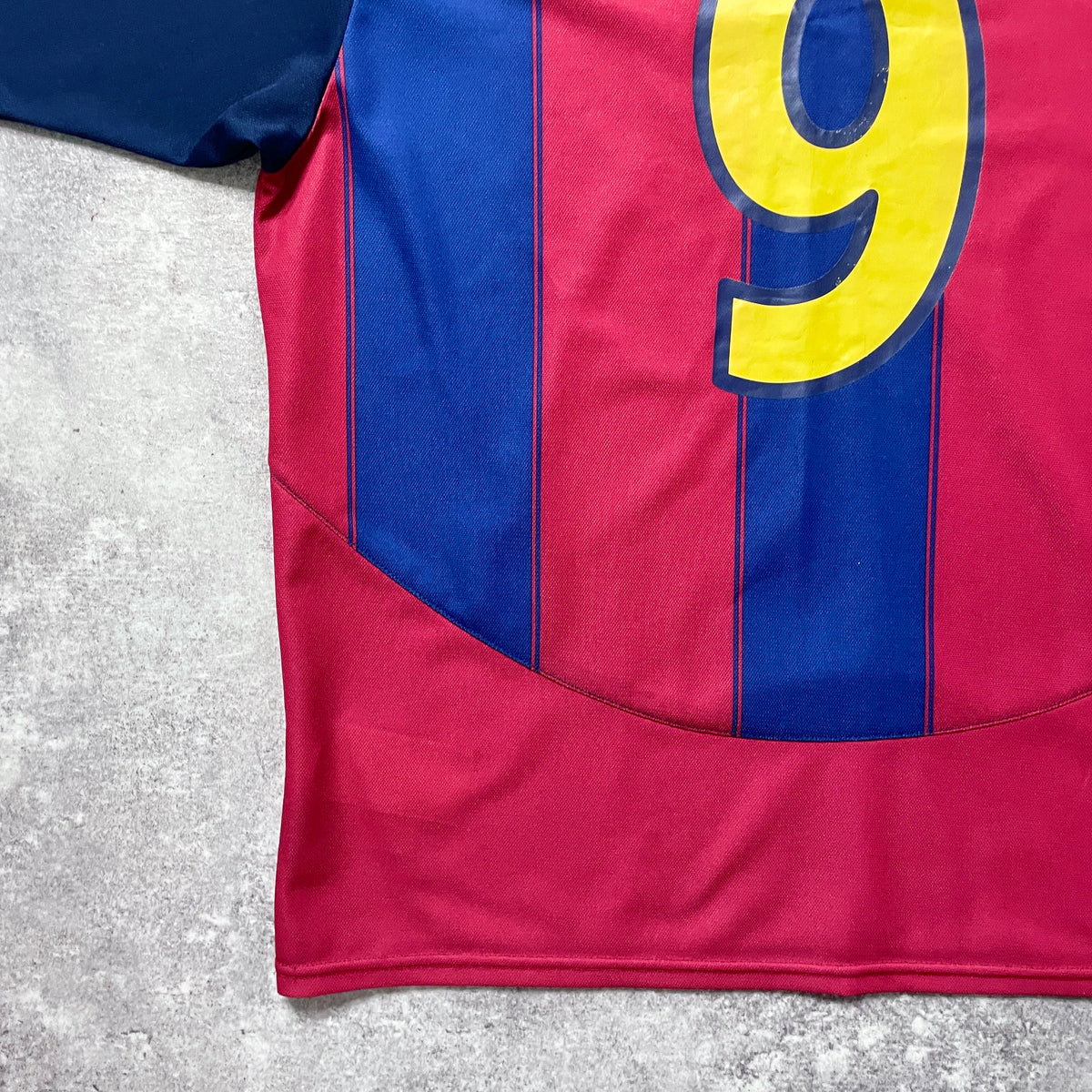 【正規品2003-2004 NIKE Barcelona home Kluivert#9】